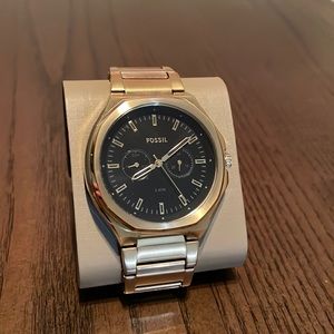 Gold fossil watch